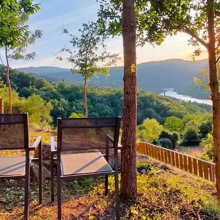 O Souto Da Aldea Ribeira Sacra Parada De Sil Buitenkant foto